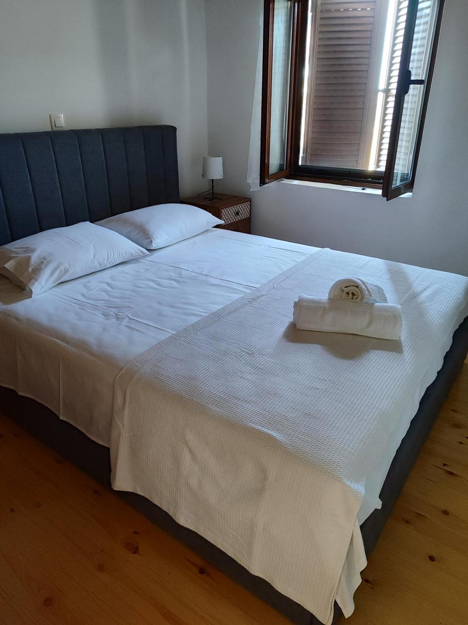 Vaki's Holiday home Pylos