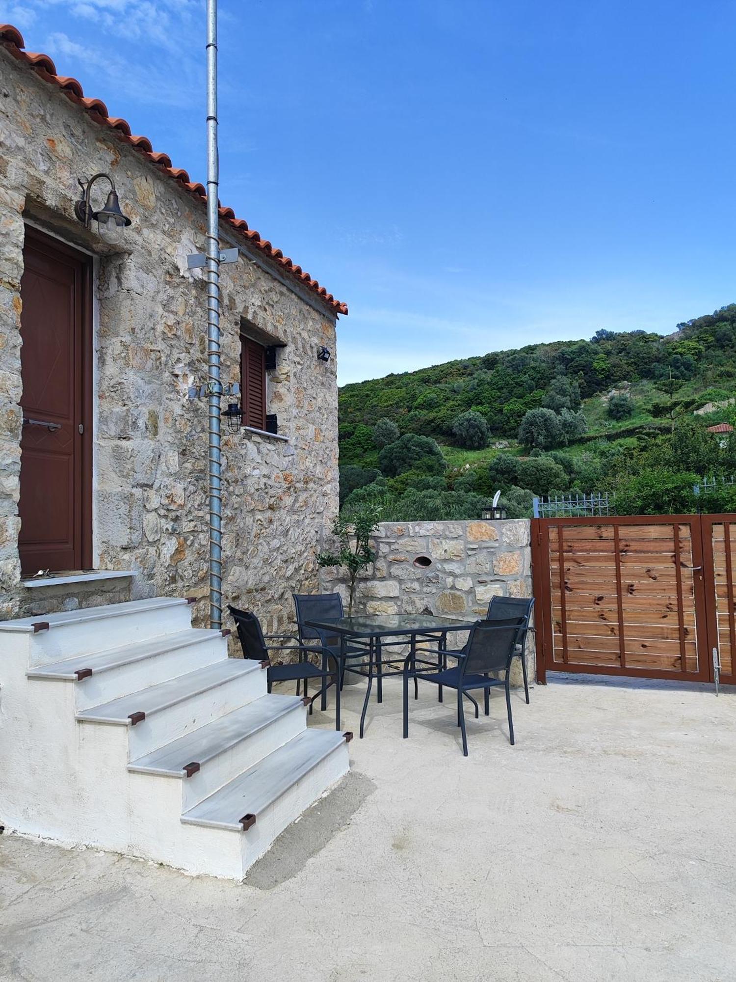 Vaki's Holiday home Pylos
